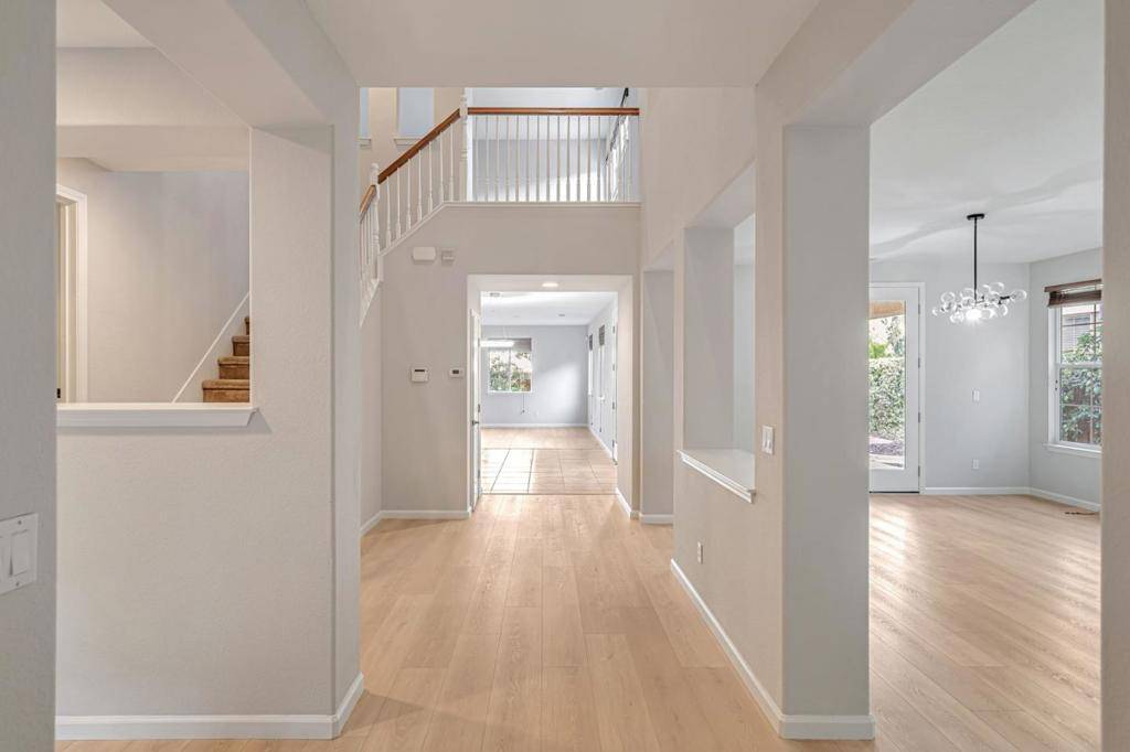 Mountain House, CA 95391,184 S Sonrisa ST