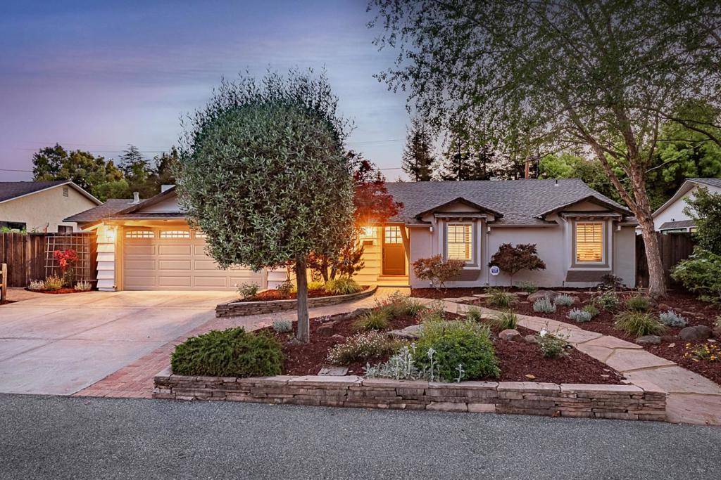Mountain View, CA 94040,1532 Meadow LN