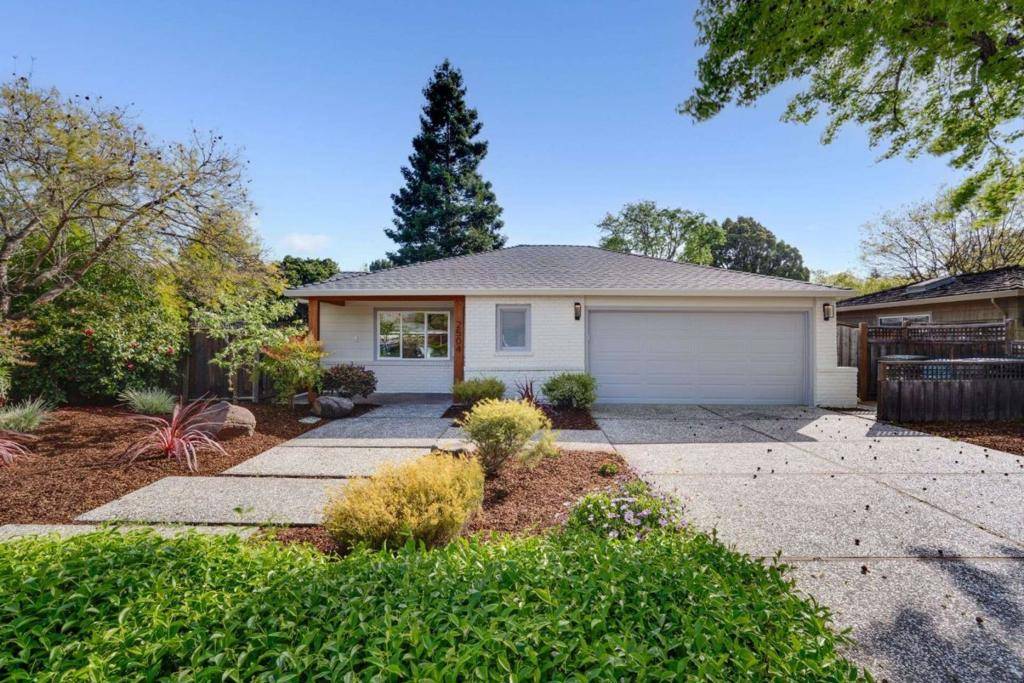 Palo Alto, CA 94301,2504 Webster ST