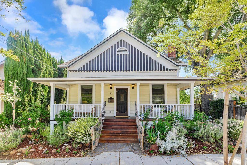 Los Gatos, CA 95030,28 Bayview AVE