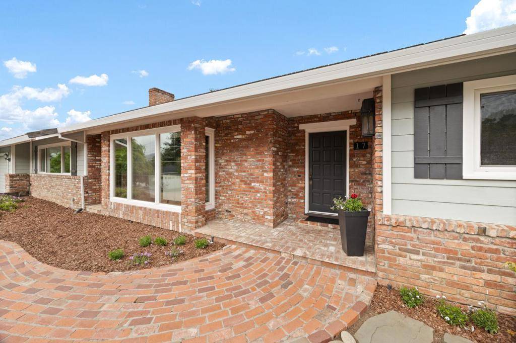 Belmont, CA 94002,17 Willow LN
