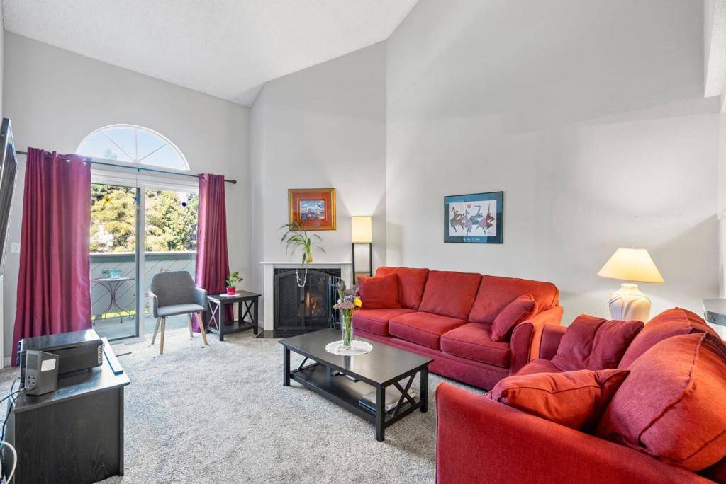 Hayward, CA 94545,25930 Kay AVE #301