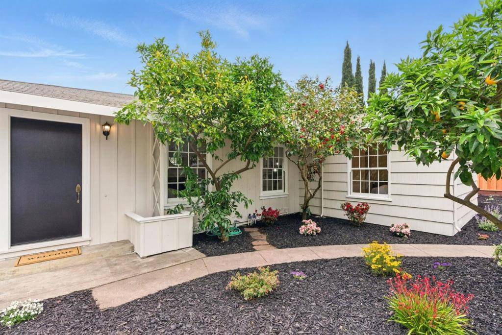 Menlo Park, CA 94025,279 Oakhurst PL
