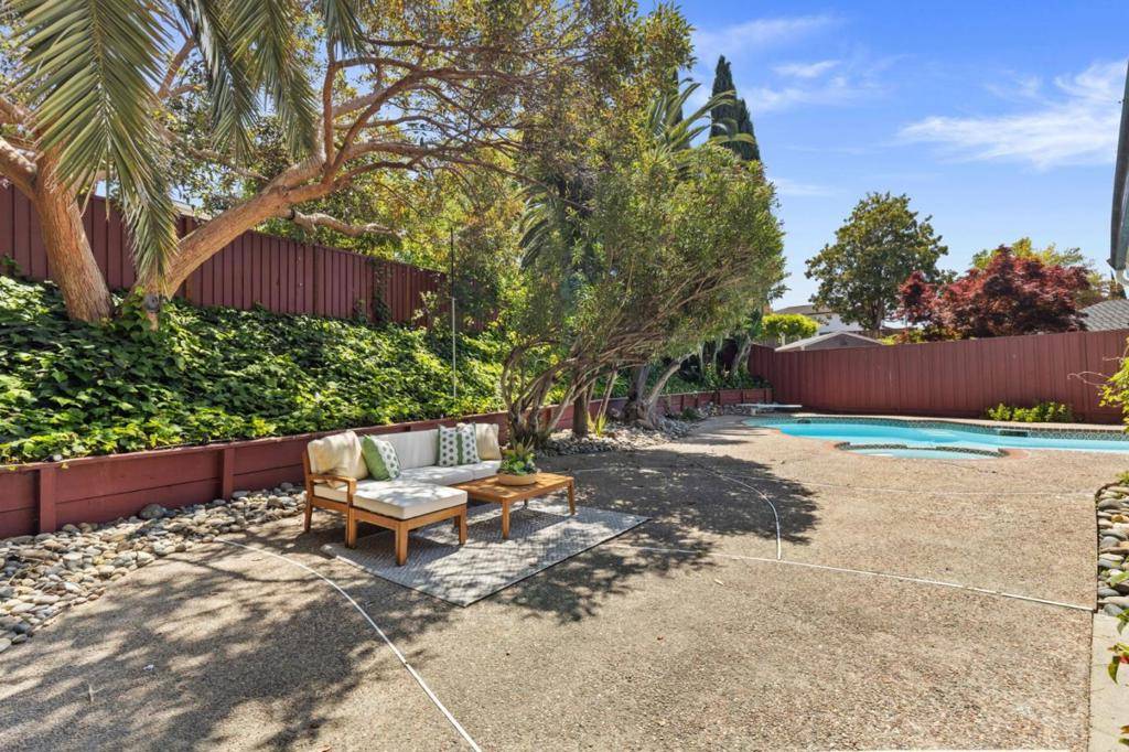 San Jose, CA 95135,3157 Valmaine CT