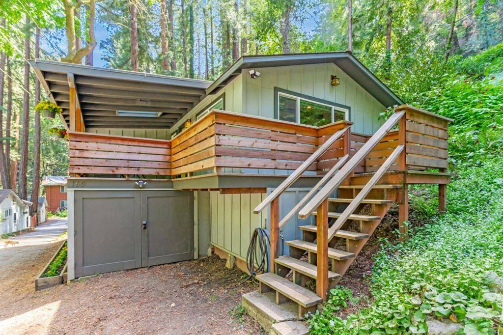 Ben Lomond, CA 95005,160 Woodland DR