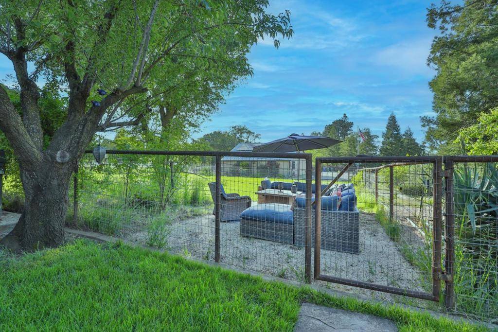 Wilton, CA 95693,12481 Peach LN