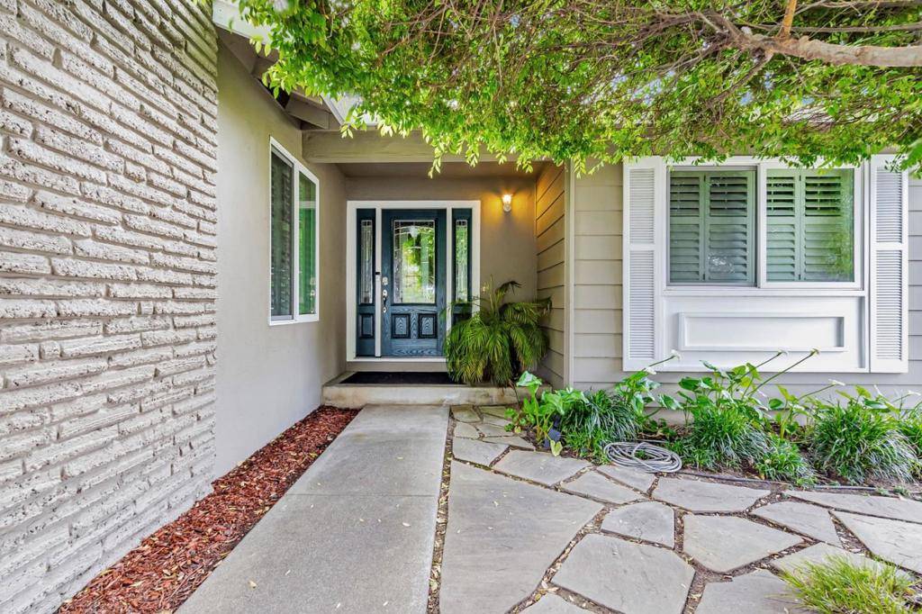 Cupertino, CA 95014,10571 N Blaney AVE