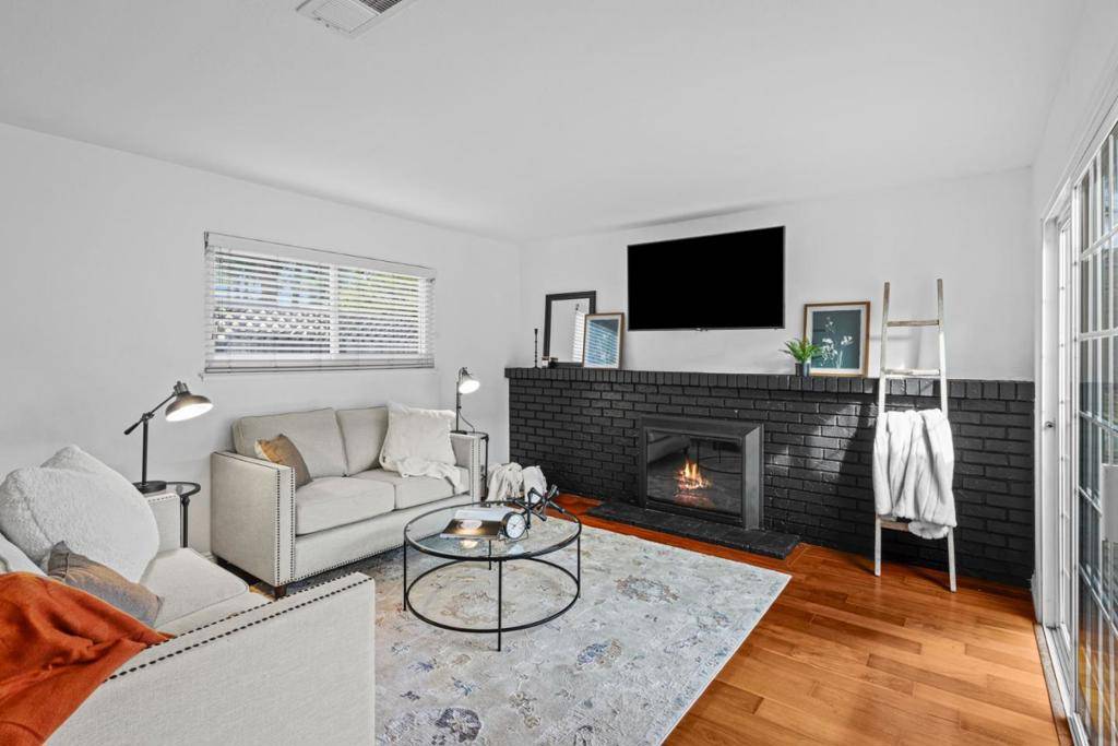 San Jose, CA 95136,62 Park Sharon DR