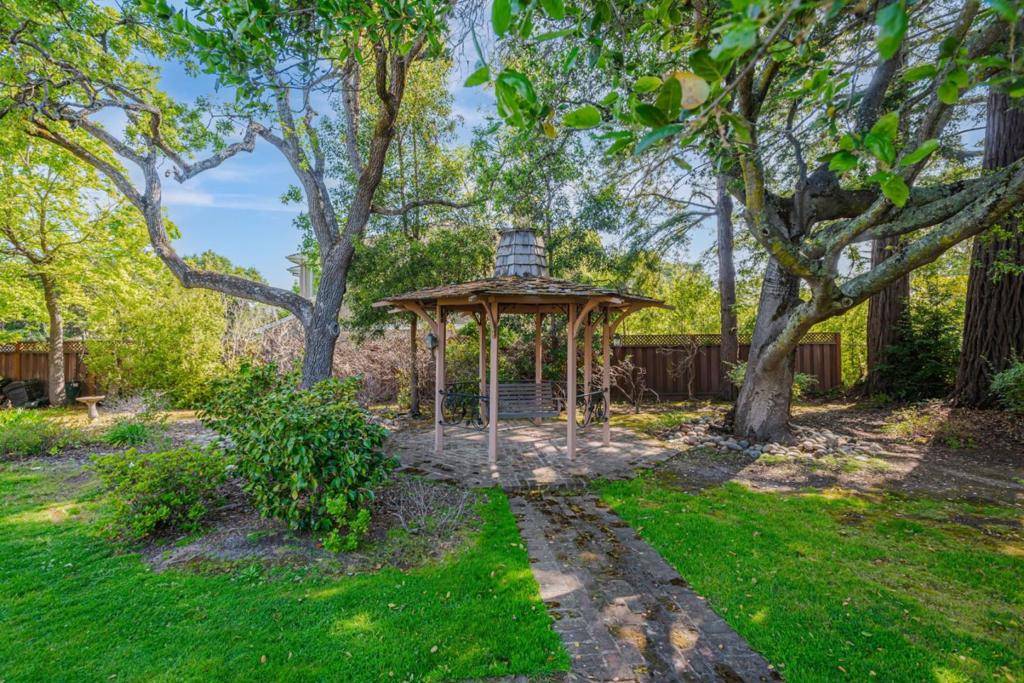 Hillsborough, CA 94010,280 Uplands DR