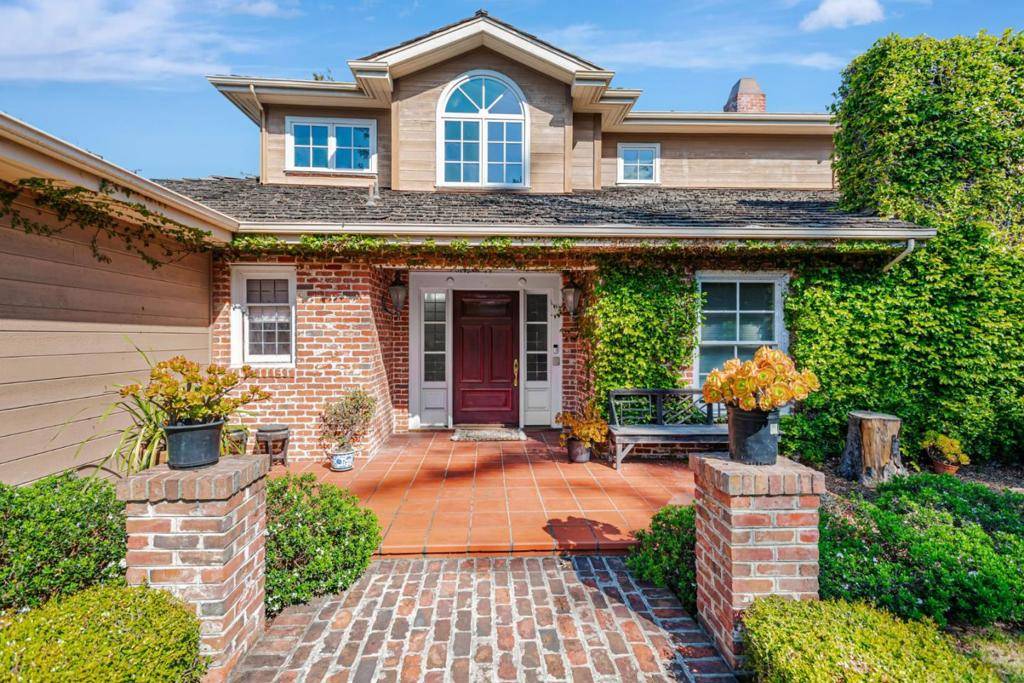 280 Uplands DR Hillsborough, CA 94010