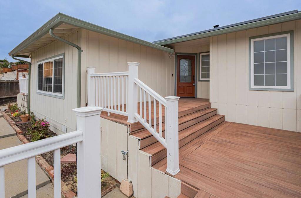 Seaside, CA 93955,9 Harrow Court