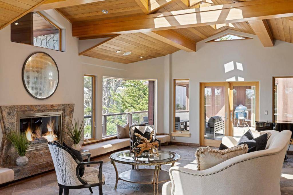 Carmel, CA 93923,31475 Highway 1