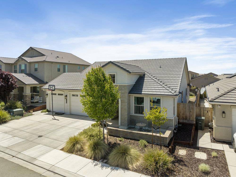Hollister, CA 95023,1348 Azalea DR
