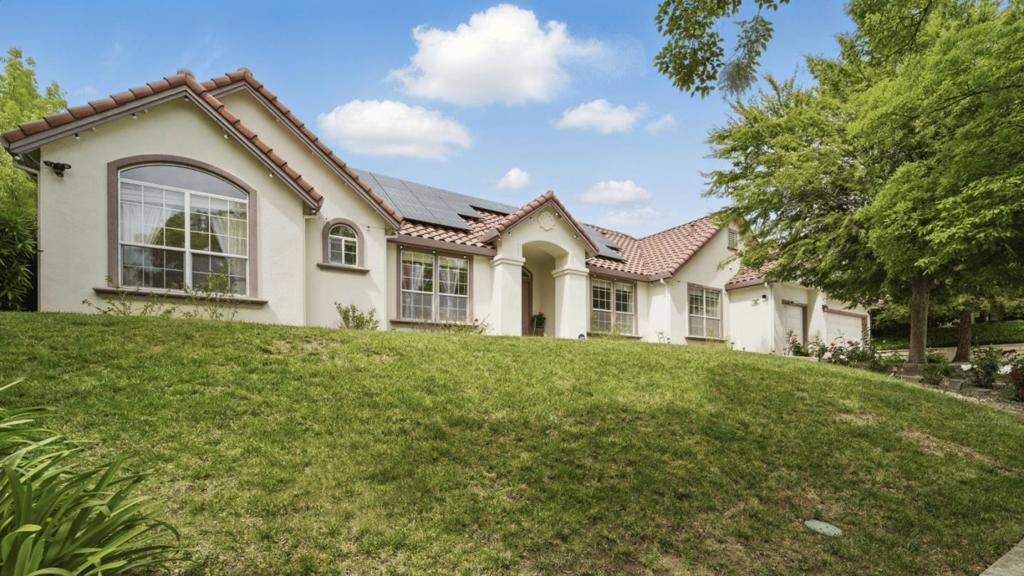 San Jose, CA 95138,2102 Hillstone DR