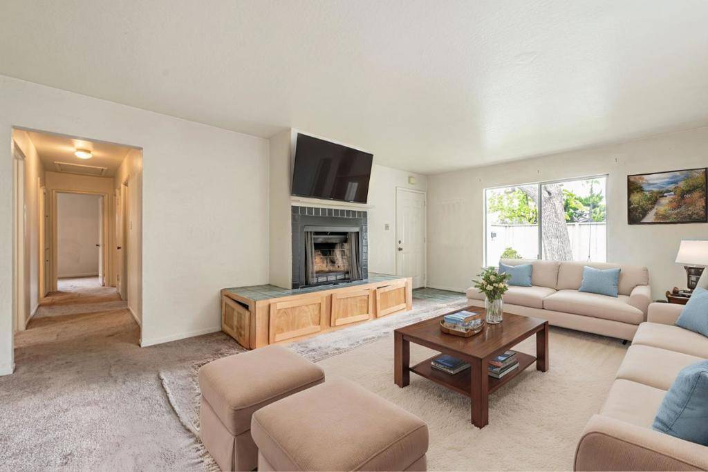 San Jose, CA 95124,1684 Foxworthy AVE