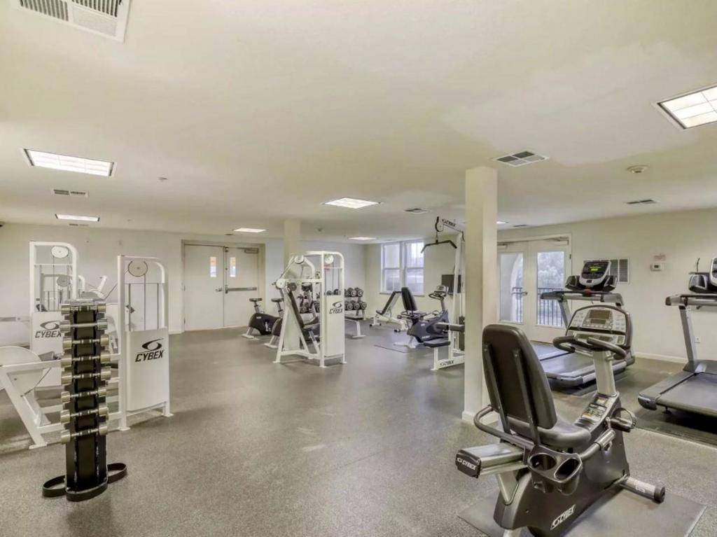 Santa Clara, CA 95054,1883 Agnew RD #428