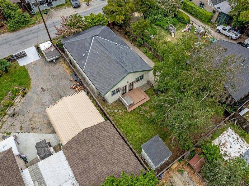 Boulder Creek, CA 95006,13165 Oak ST