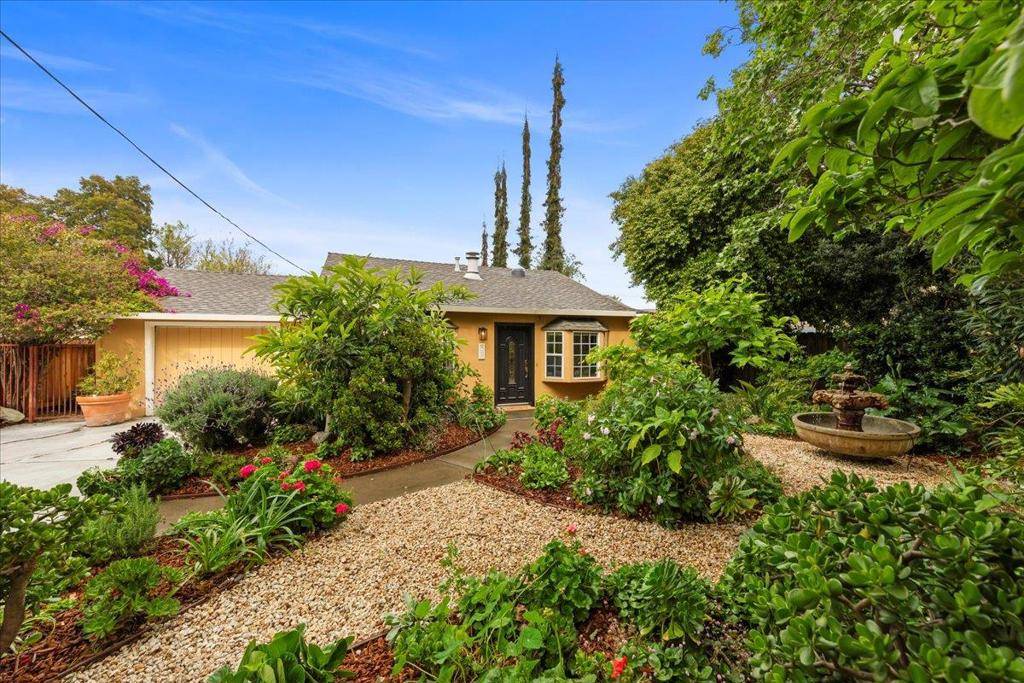 Redwood City, CA 94062,831 Canyon RD