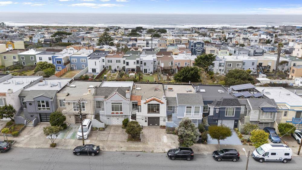 San Francisco, CA 94116,2239 43rd Avenue