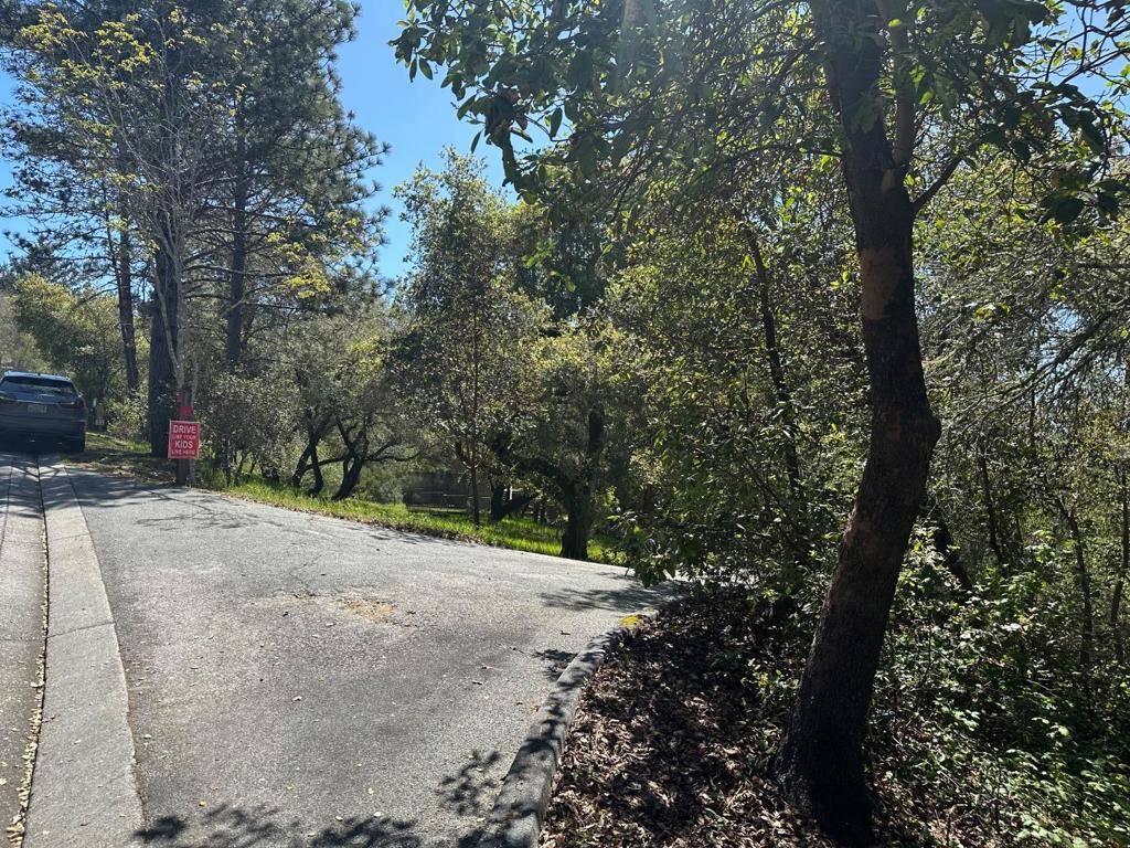 Scotts Valley, CA 95066,0 Hidden Glen DR