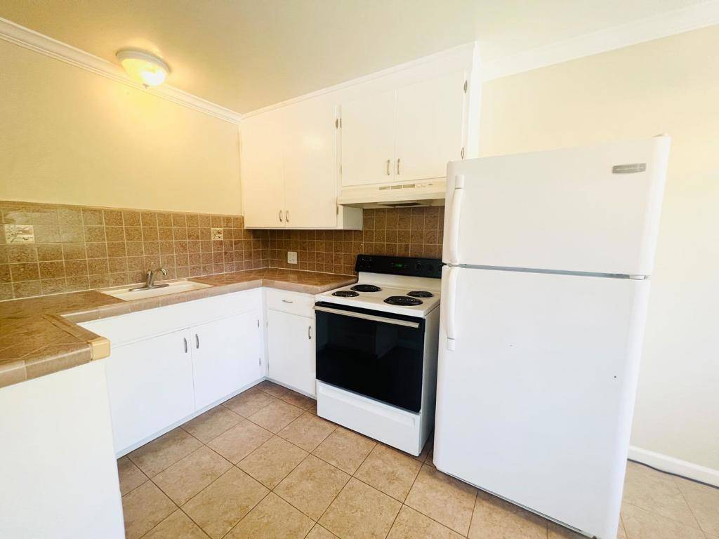 Sunnyvale, CA 94087,1290 Brookfield AVE