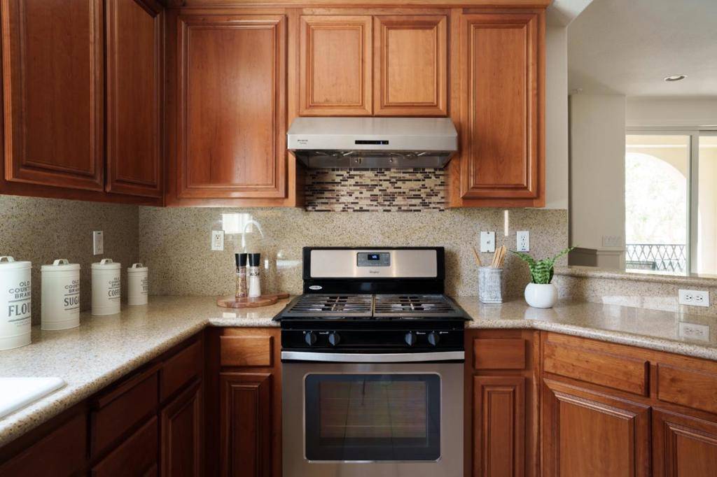 776 Hammond WAY Milpitas, CA 95035