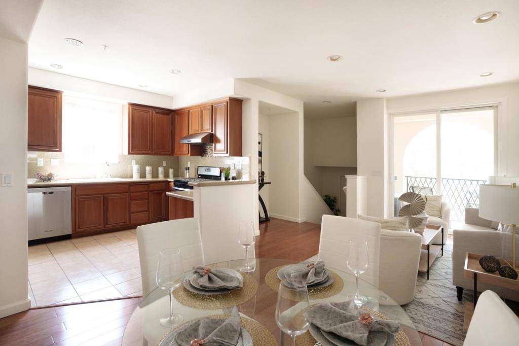 Milpitas, CA 95035,776 Hammond WAY
