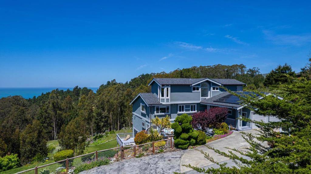 Montara, CA 94037,770 Alta Vista RD