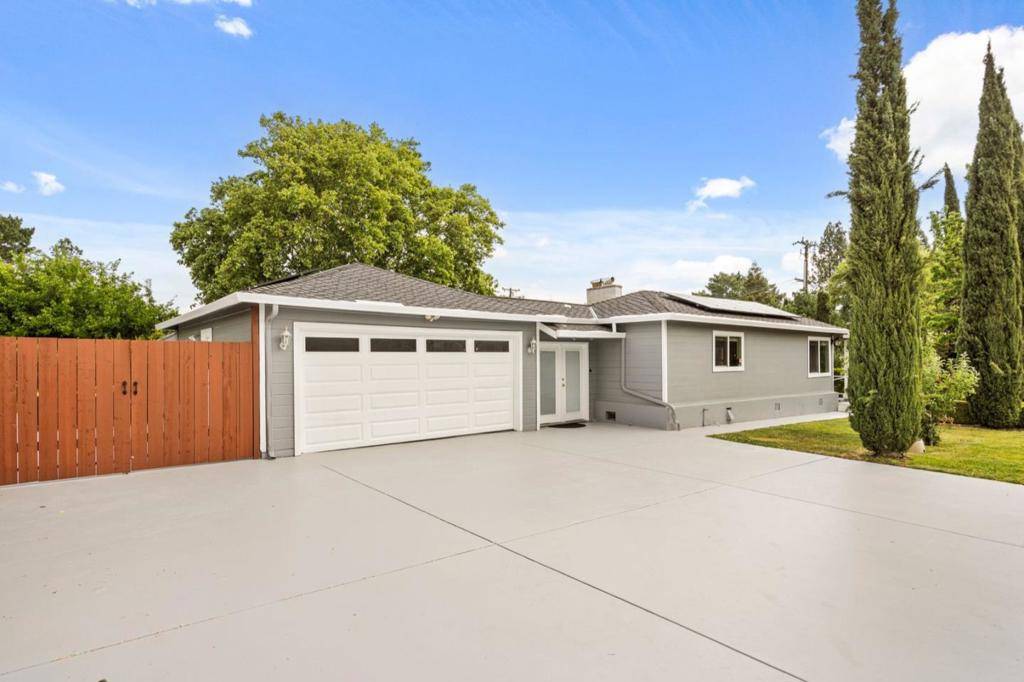 Walnut Creek, CA 94597,2401 Casa WAY