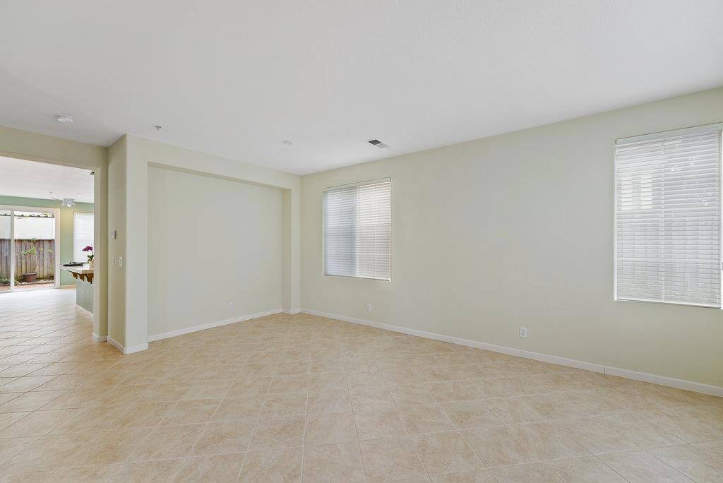 Watsonville, CA 95076,10 Villa ST