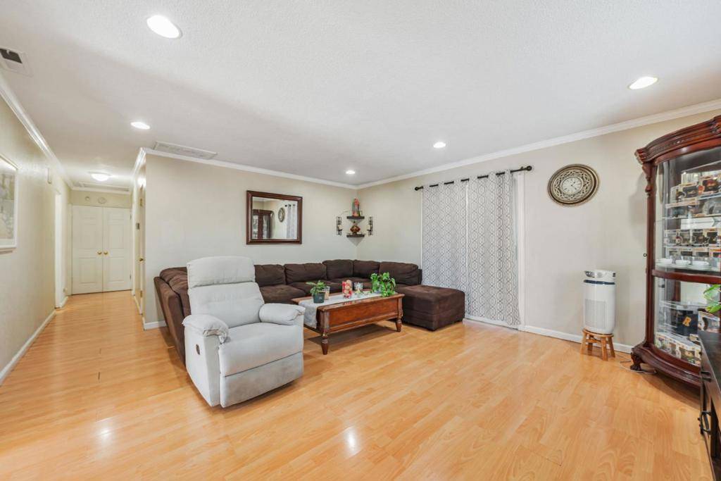 San Jose, CA 95122,2631 Brahms AVE