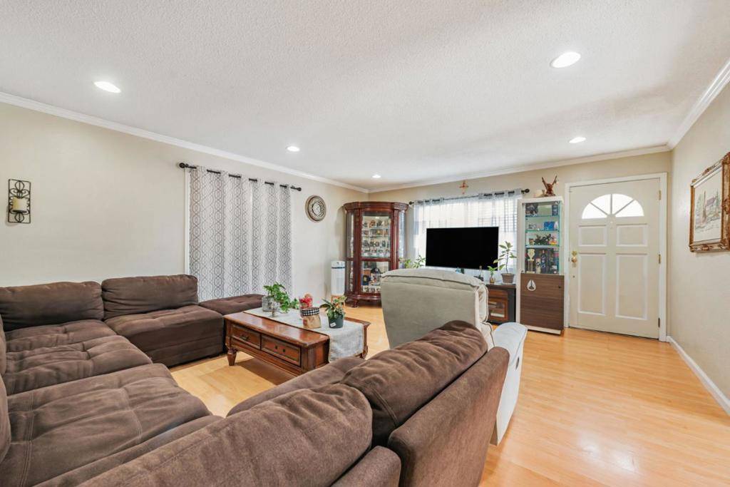 San Jose, CA 95122,2631 Brahms AVE