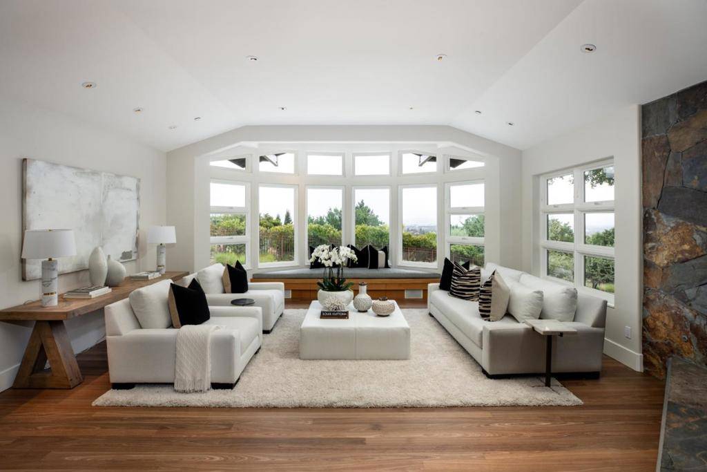 Los Altos Hills, CA 94022,12008 Emerald Hill LN