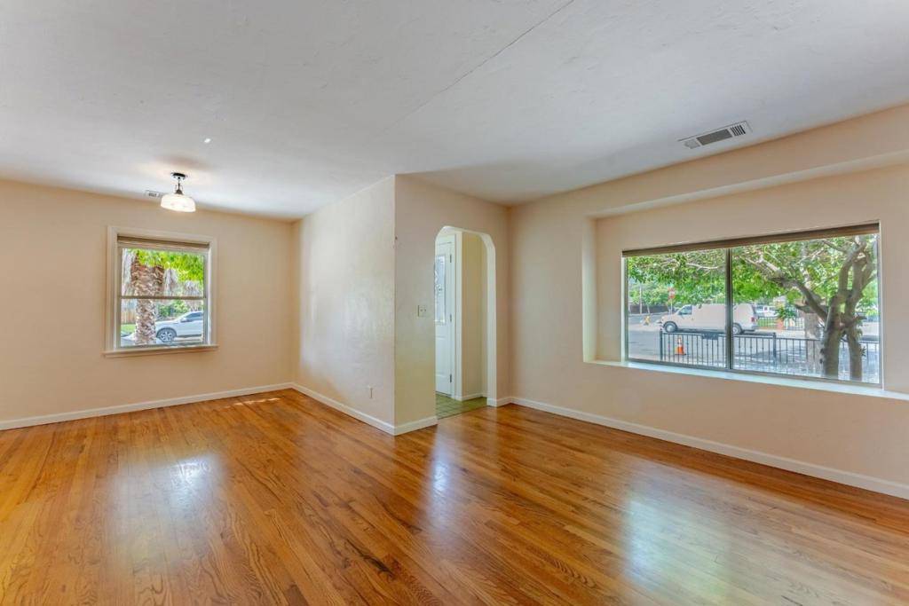Gilroy, CA 95020,7400 Dowdy ST