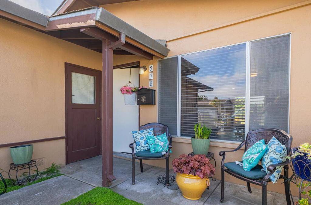 Salinas, CA 93906,578 Calaveras DR