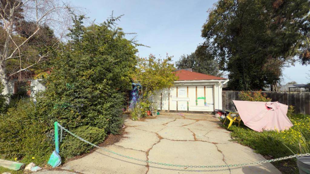 Sunnyvale, CA 94087,909 Elizabeth WAY
