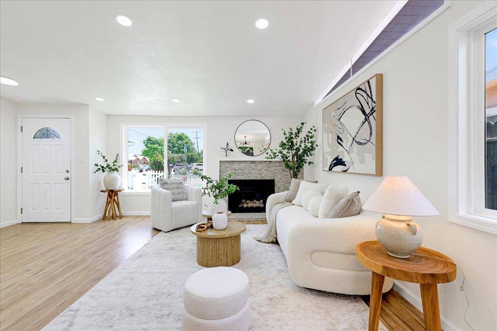 Fremont, CA 94538,40446 Davis ST