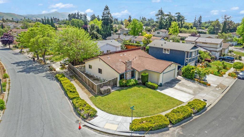 Fremont, CA 94536,93 Barnes LN