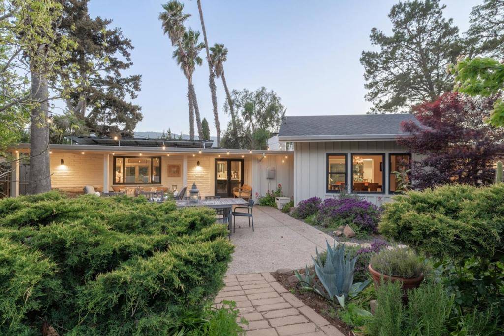 Carmel Valley, CA 93924,41 Lilac LN