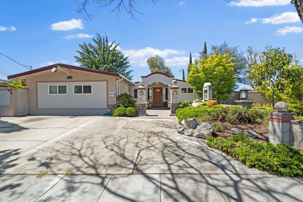 Sunnyvale, CA 94089,1199 Blazingwood DR