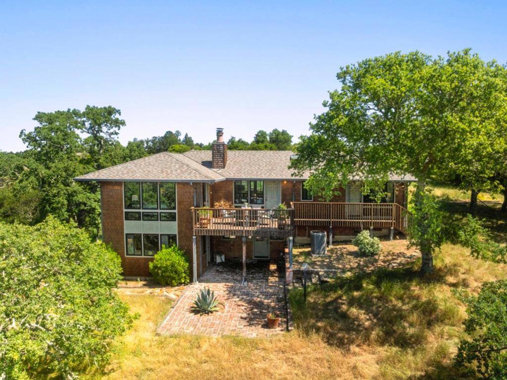 Portola Valley, CA 94028,909 Westridge DR