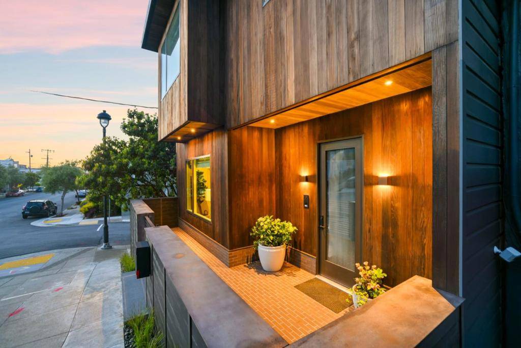 San Francisco, CA 94131,1501 Diamond ST