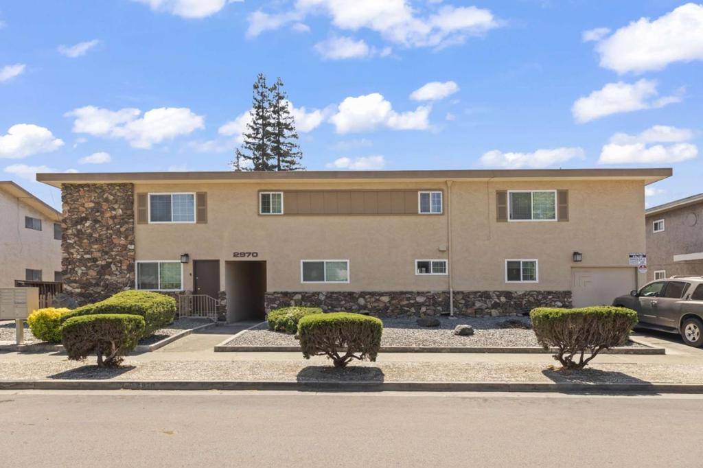 San Jose, CA 95128,2970 Magliocco DR