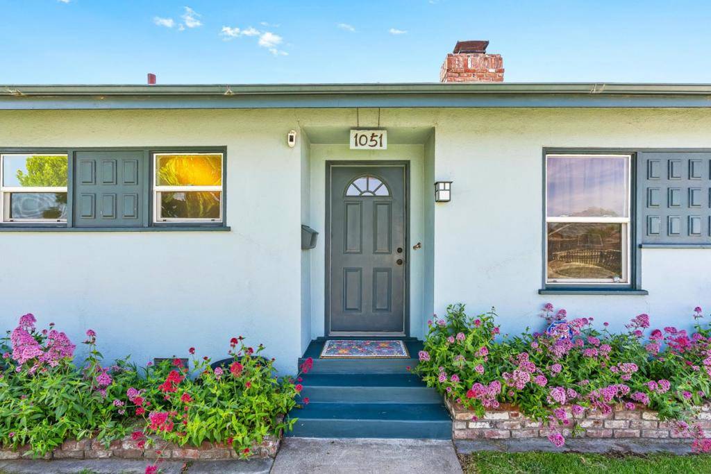 Salinas, CA 93906,1051 Harding ST