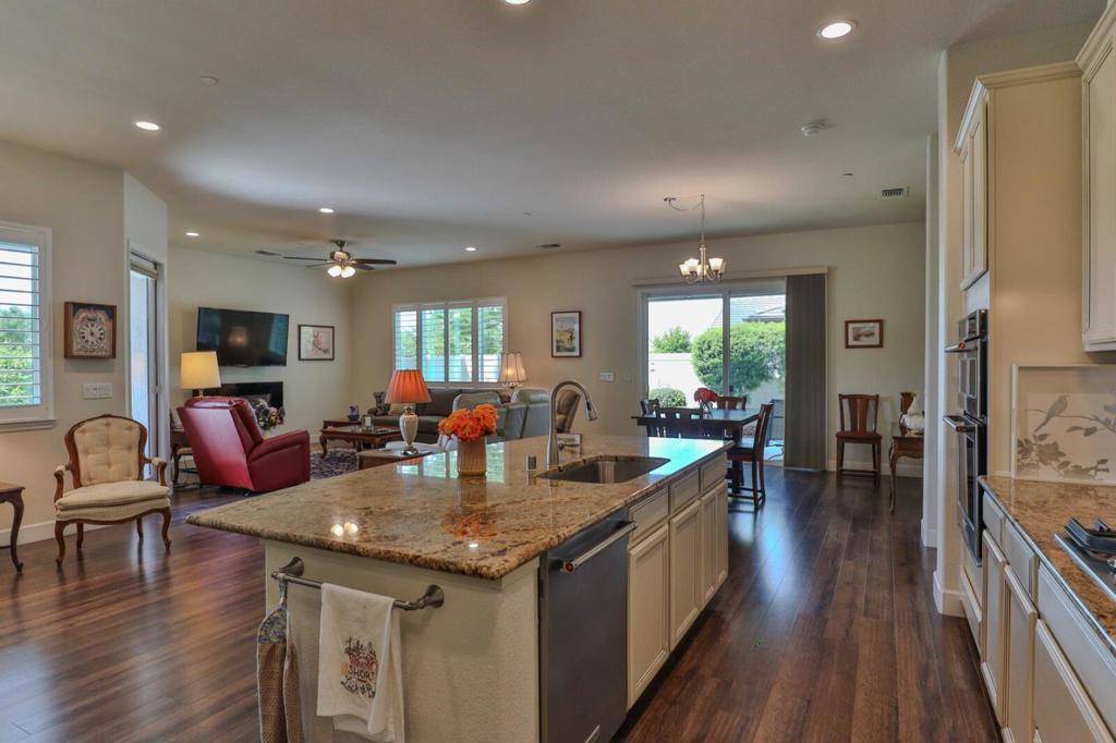 Manteca, CA 95336,2671 Glen Echo LN