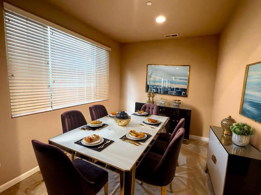 East Palo Alto, CA 94303,533 Aspen PL