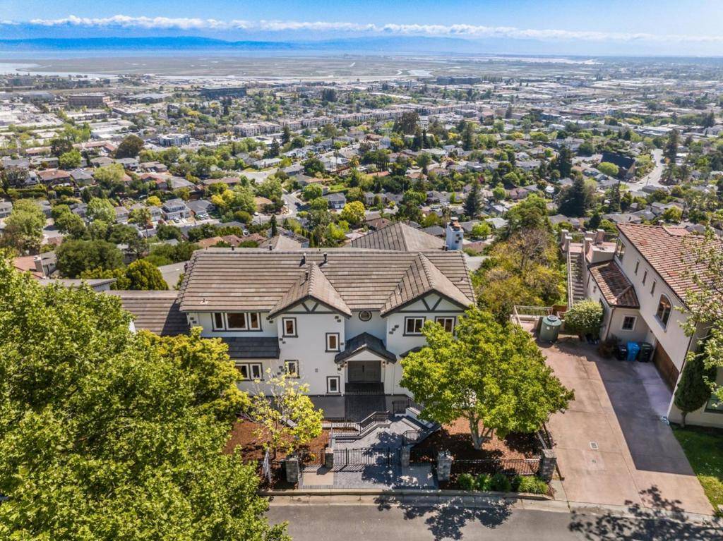 San Carlos, CA 94070,70 ENSENADA RD