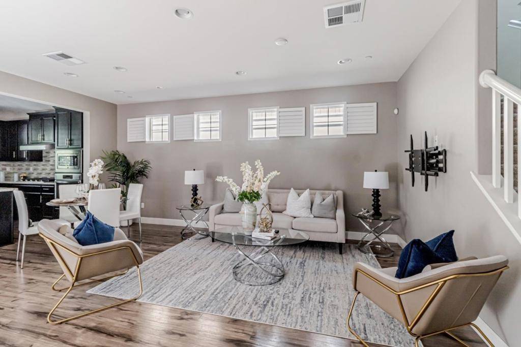 Santa Clara, CA 95051,3168 Via Siena PL