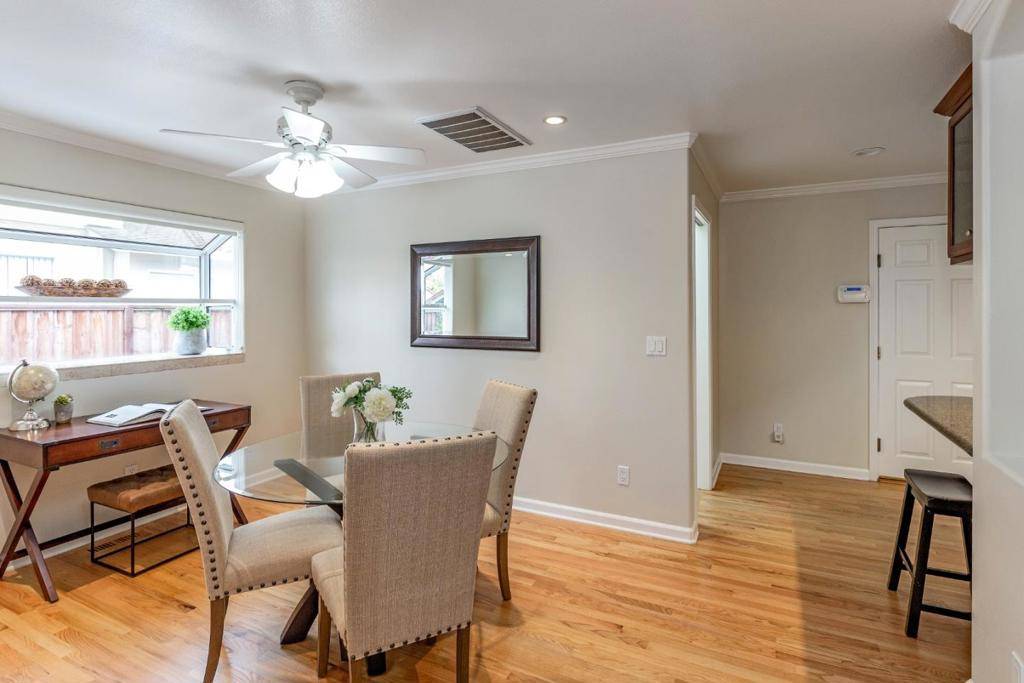 10424 Dempster AVE Cupertino, CA 95014