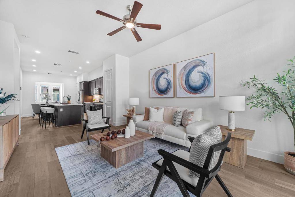 Mountain View, CA 94043,329 Cherokee LOOP